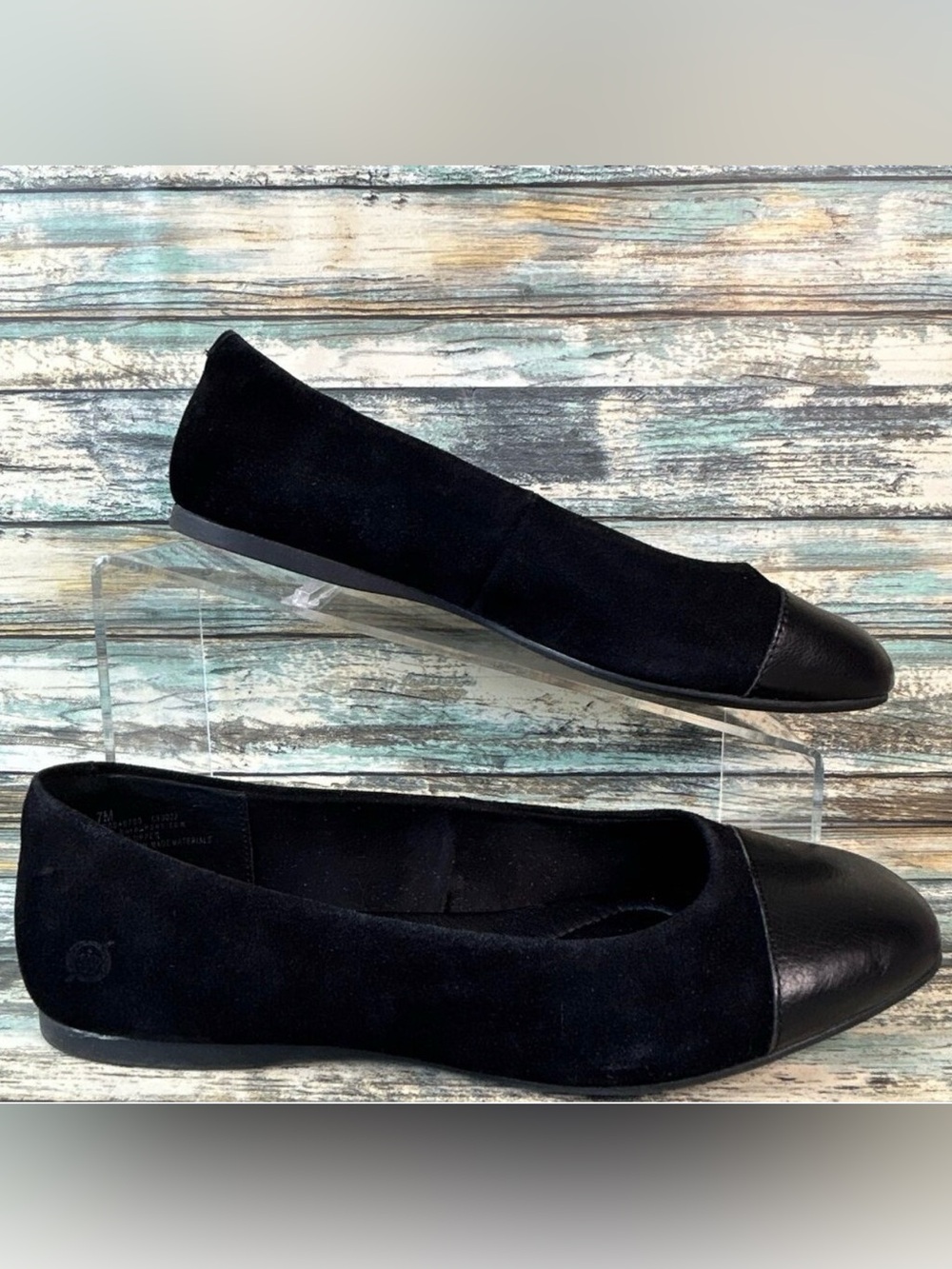 BORN Cap Toe Flats Womens Size 7M Slip On Dress Formal Work Comfort Black Suede